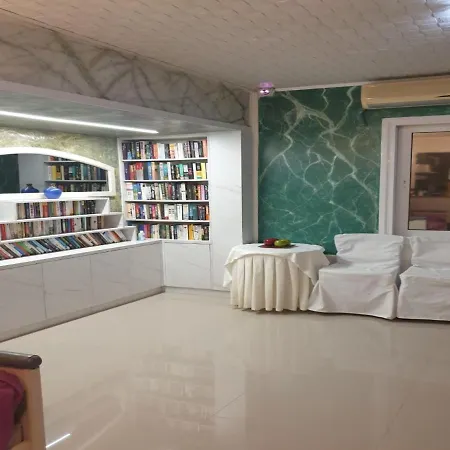 Entire Full View 3 Bedrooms 3 Bathrooms 3 Kitchens * Hersonissos (Crete)