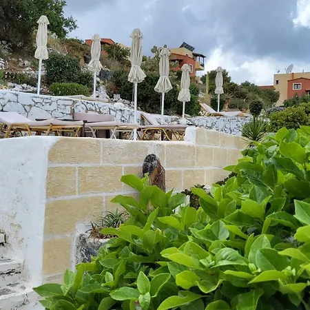 Entire Full View 3 Bedrooms 3 Bathrooms 3 Kitchens Villa