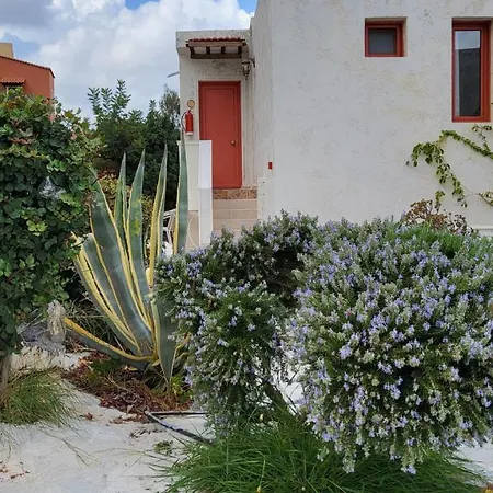 Entire Full View 3 Bedrooms 3 Bathrooms 3 Kitchens * Hersonissos (Crete)