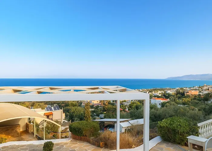 Entire Full View 3 Bedrooms 3 Bathrooms 3 Kitchens Hersonissos (Crete)